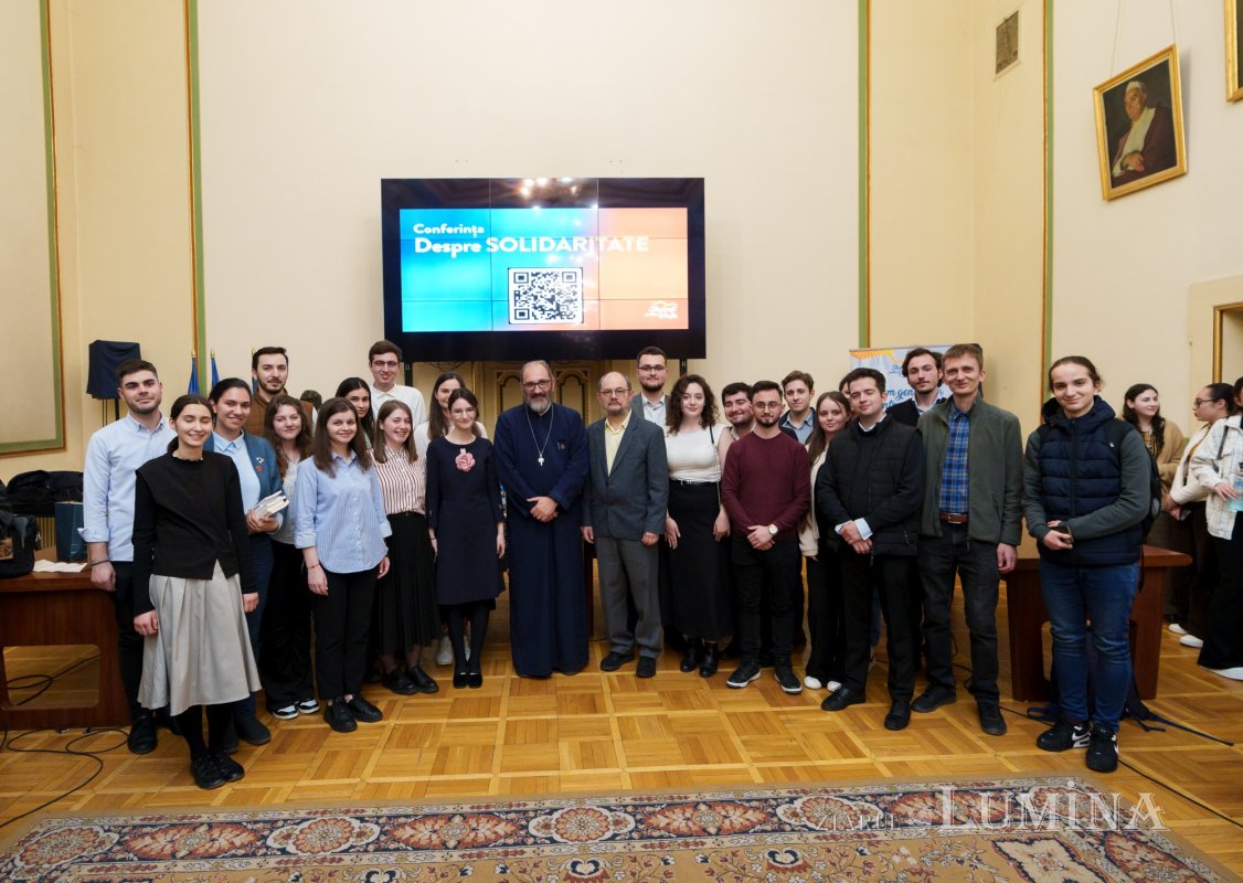 Solidaritatea creștină, temă abordată de teologi și medici   325855