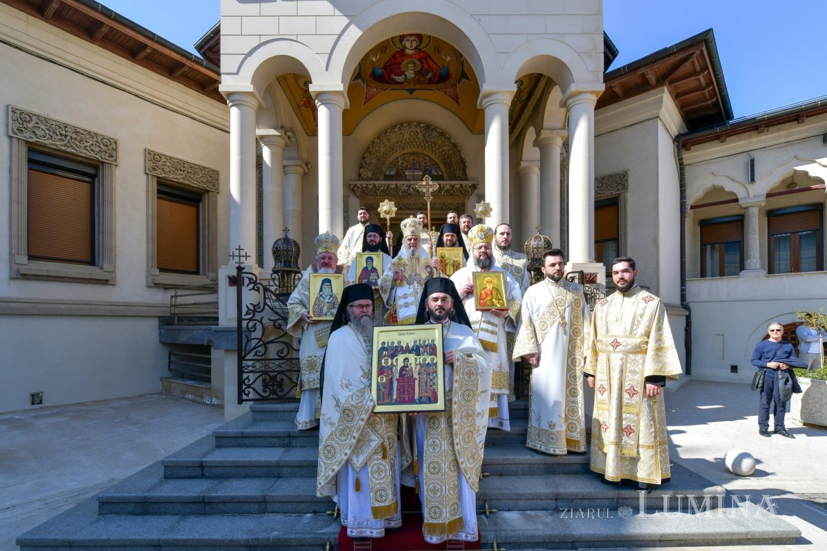 Sclipirile Luminii: Duminica Ortodoxiei la Catedrala Patriarhală - 2025 325909