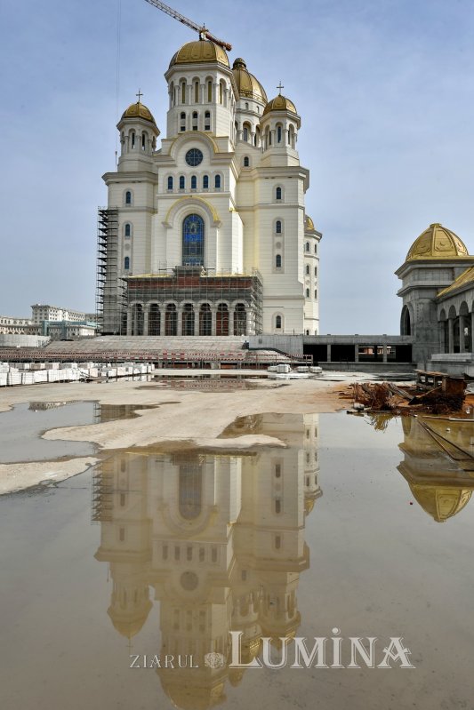 Stadiul lucrărilor de la Catedrala Națională la începutul sezonului cald 325997