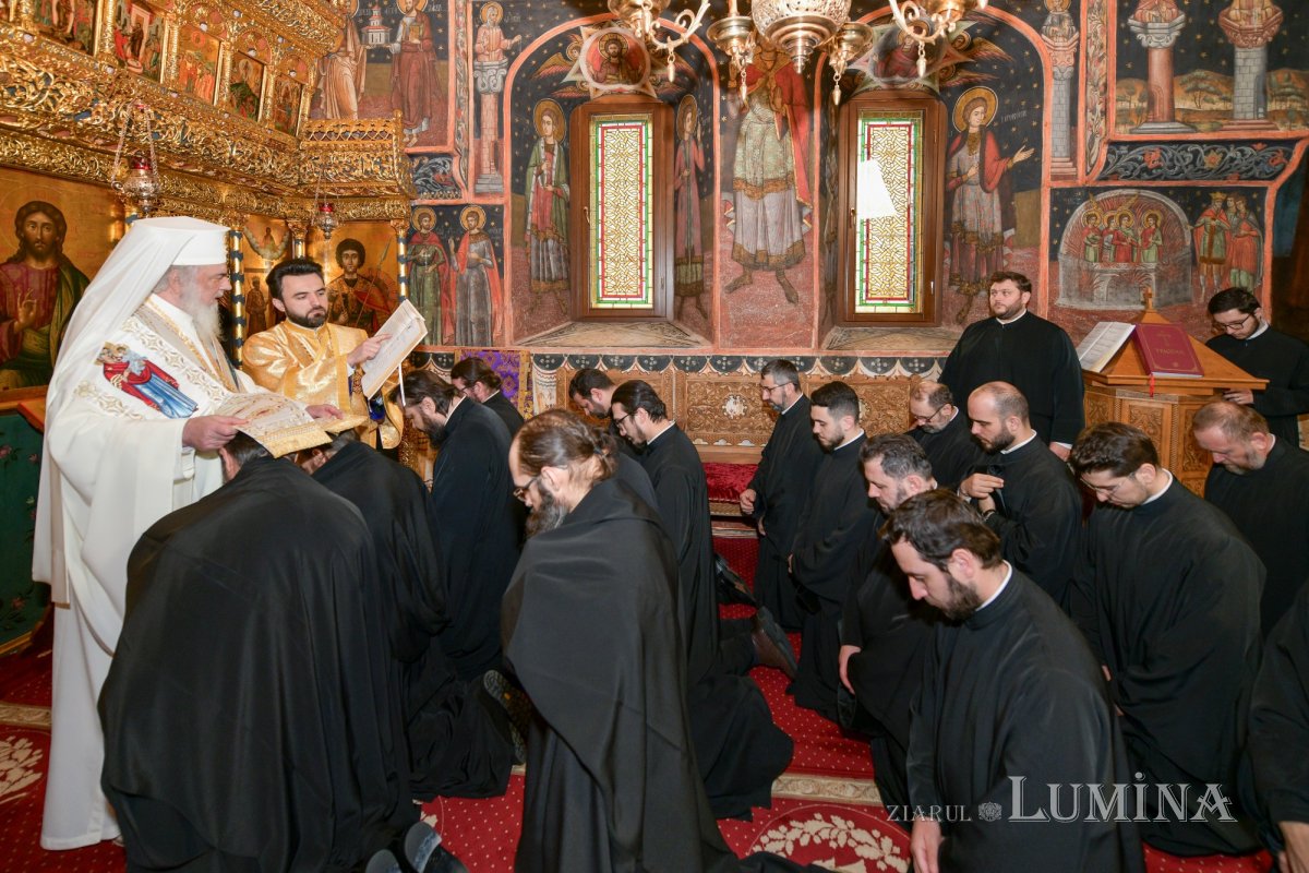 Noi duhovnici în Arhiepiscopia Bucureștilor 326297