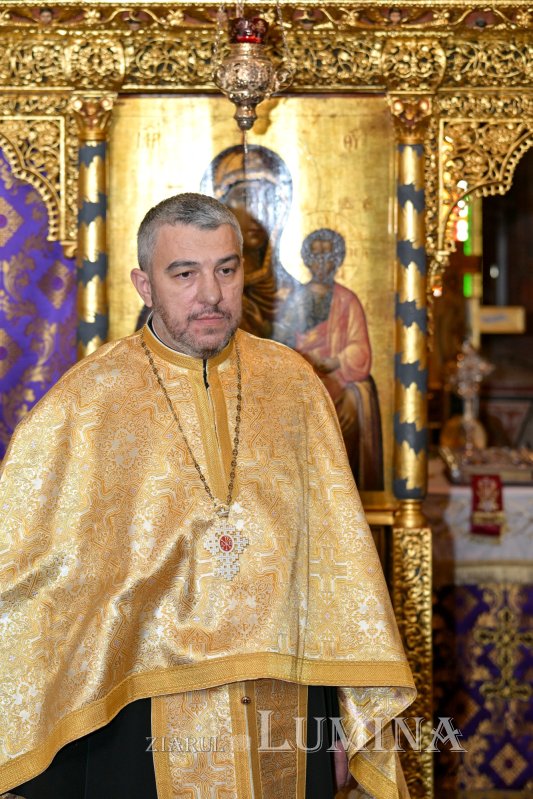 Noi duhovnici în Arhiepiscopia Bucureștilor 326299