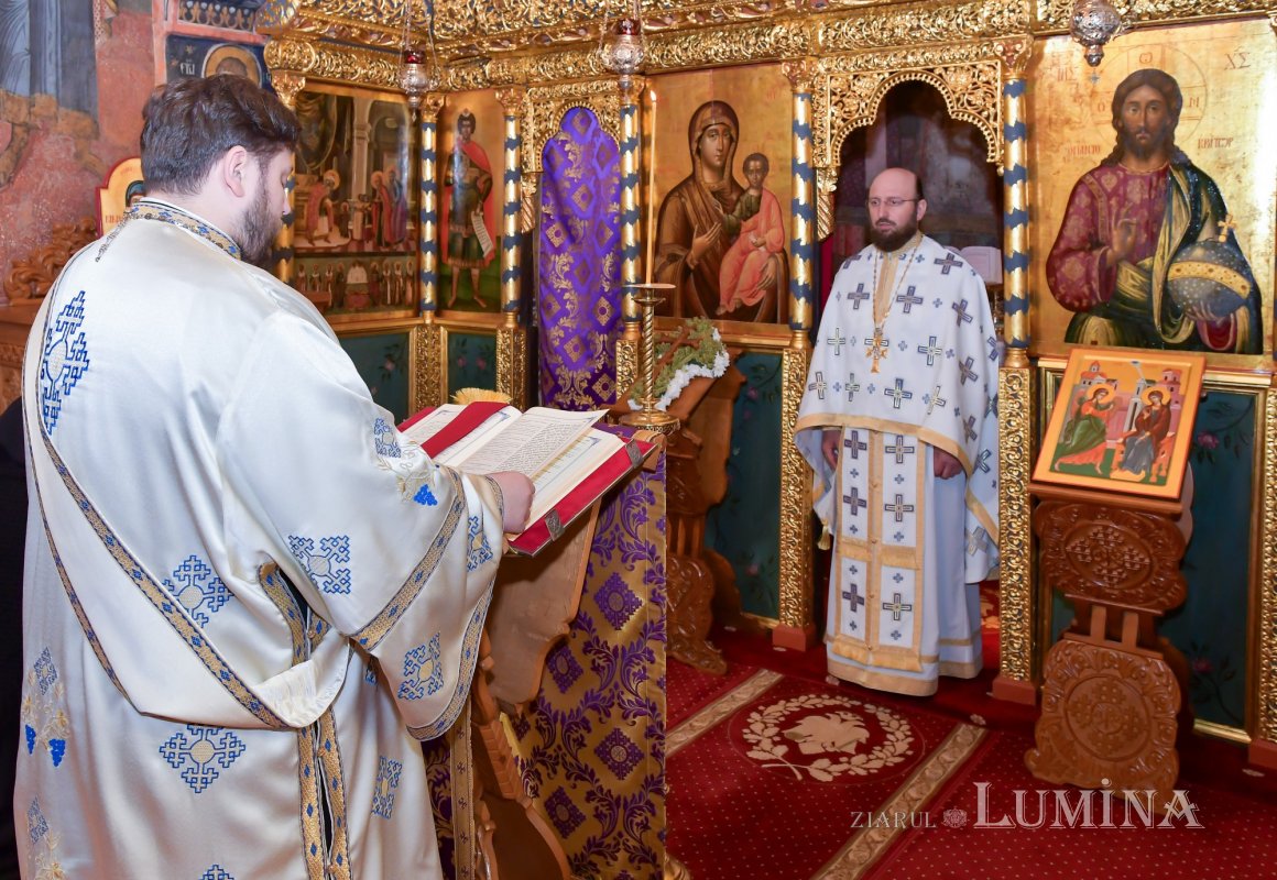 „Buna Vestire este începutul unirii umanității cu Dumnezeu” 326745