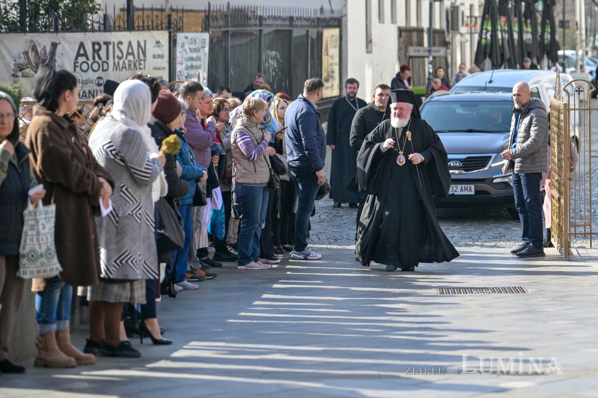 Momente de bucurie la hramul istoric al Bisericii Domnești din București 326823