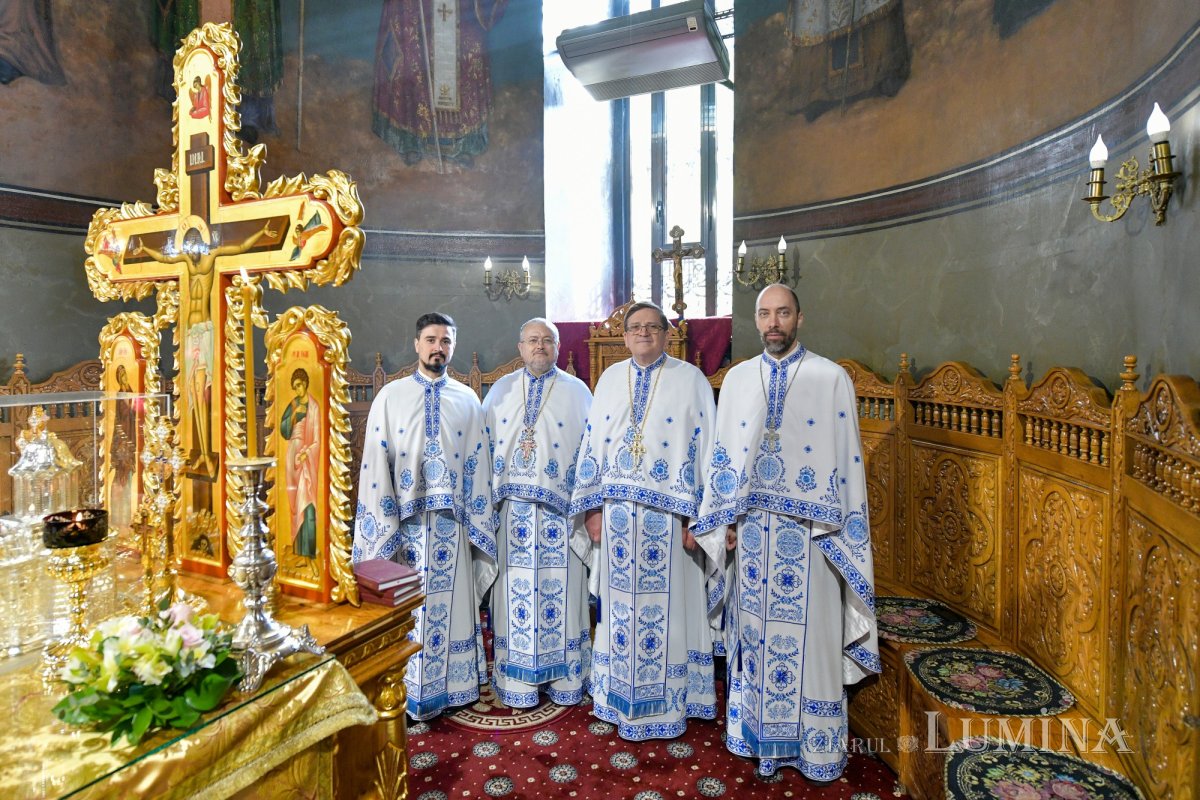 Momente de bucurie la hramul istoric al Bisericii Domnești din București 326827