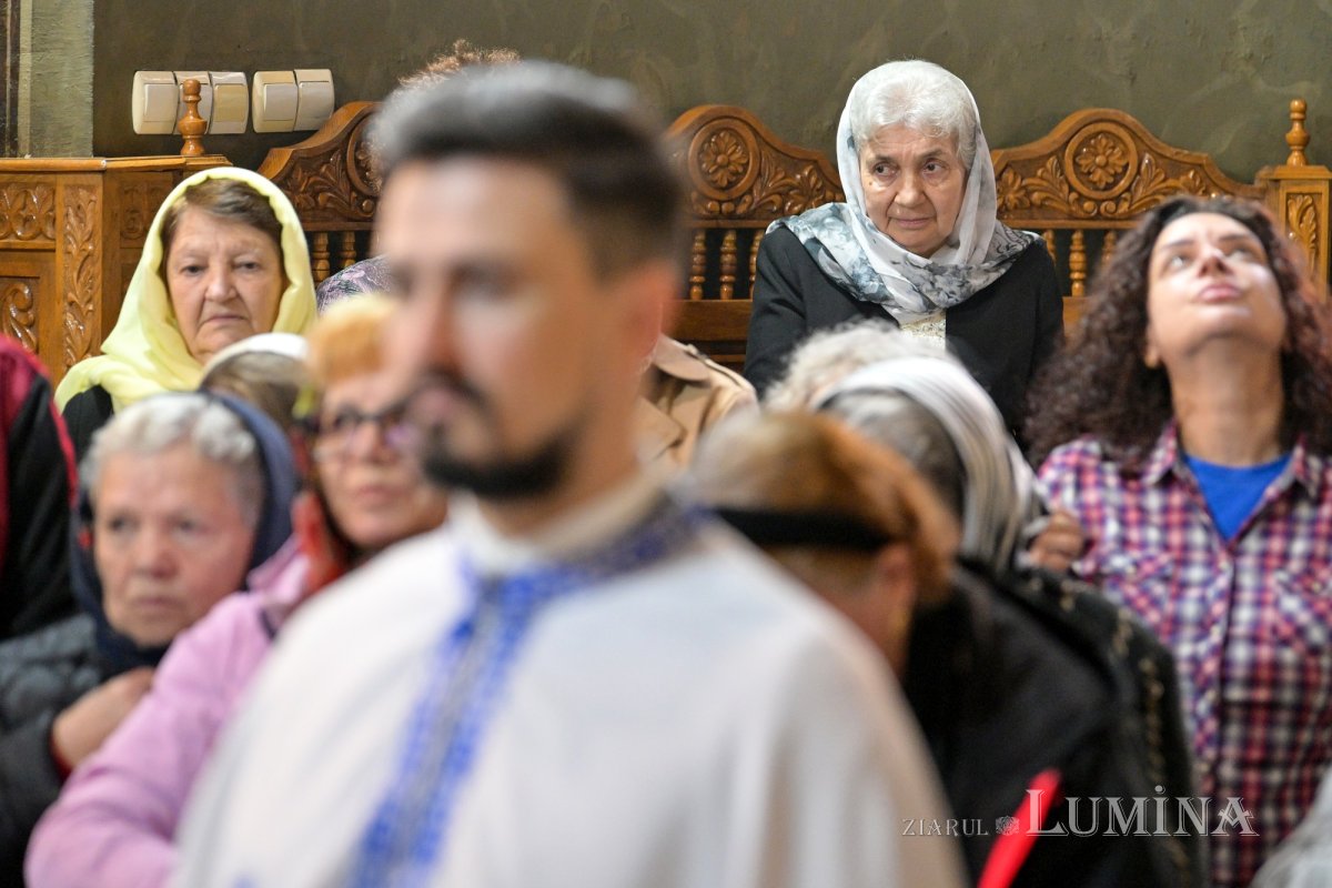 Momente de bucurie la hramul istoric al Bisericii Domnești din București 326829