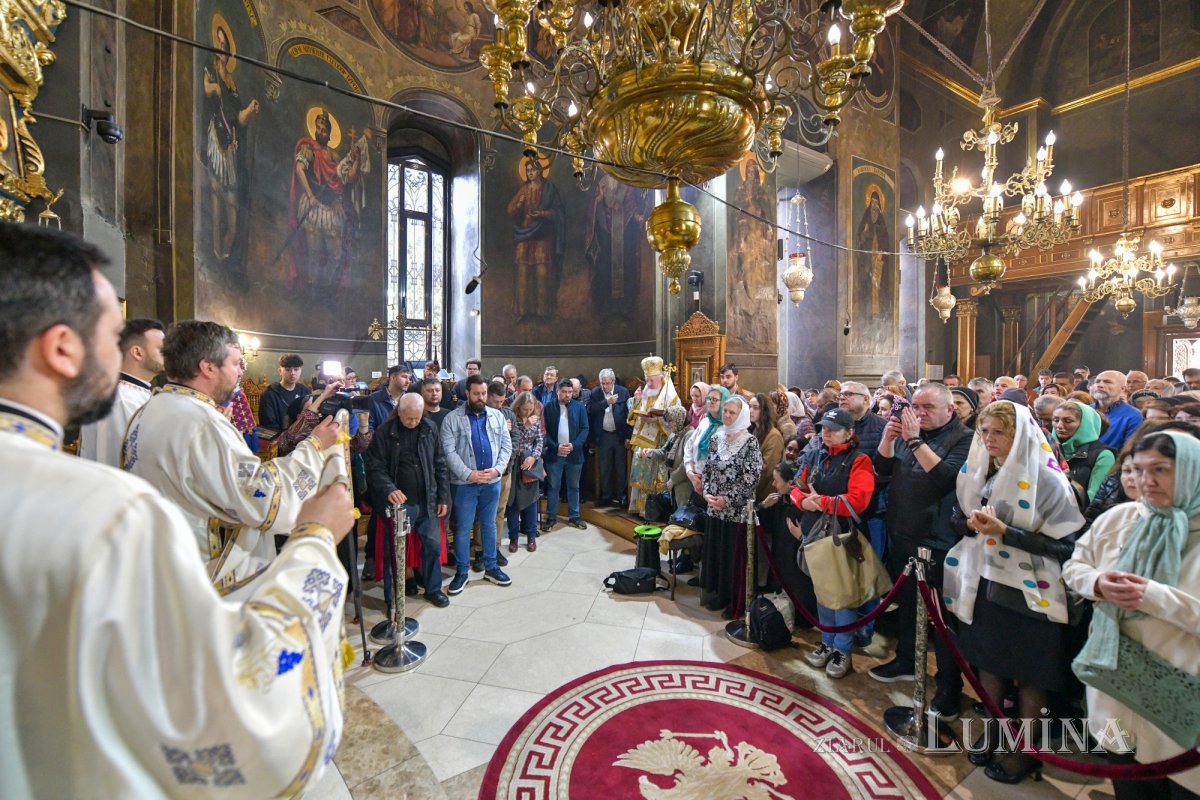 Momente de bucurie la hramul istoric al Bisericii Domnești din București 326835