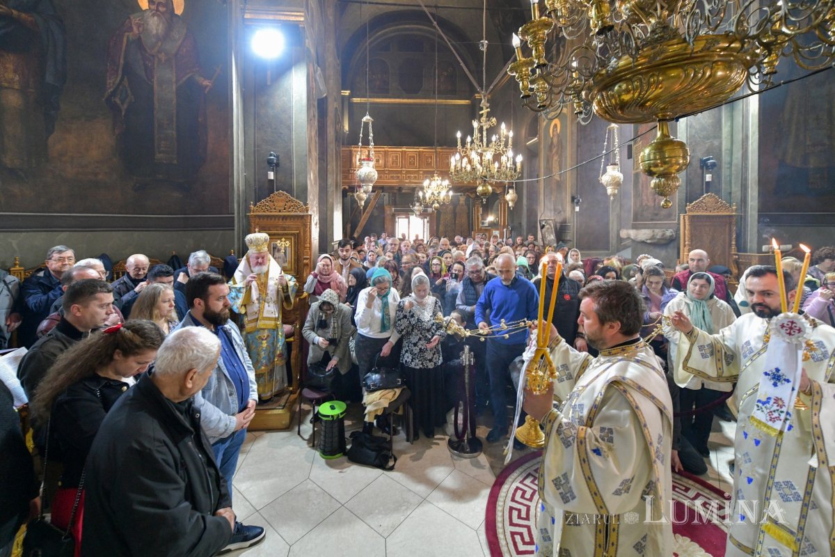 Momente de bucurie la hramul istoric al Bisericii Domnești din București 326839