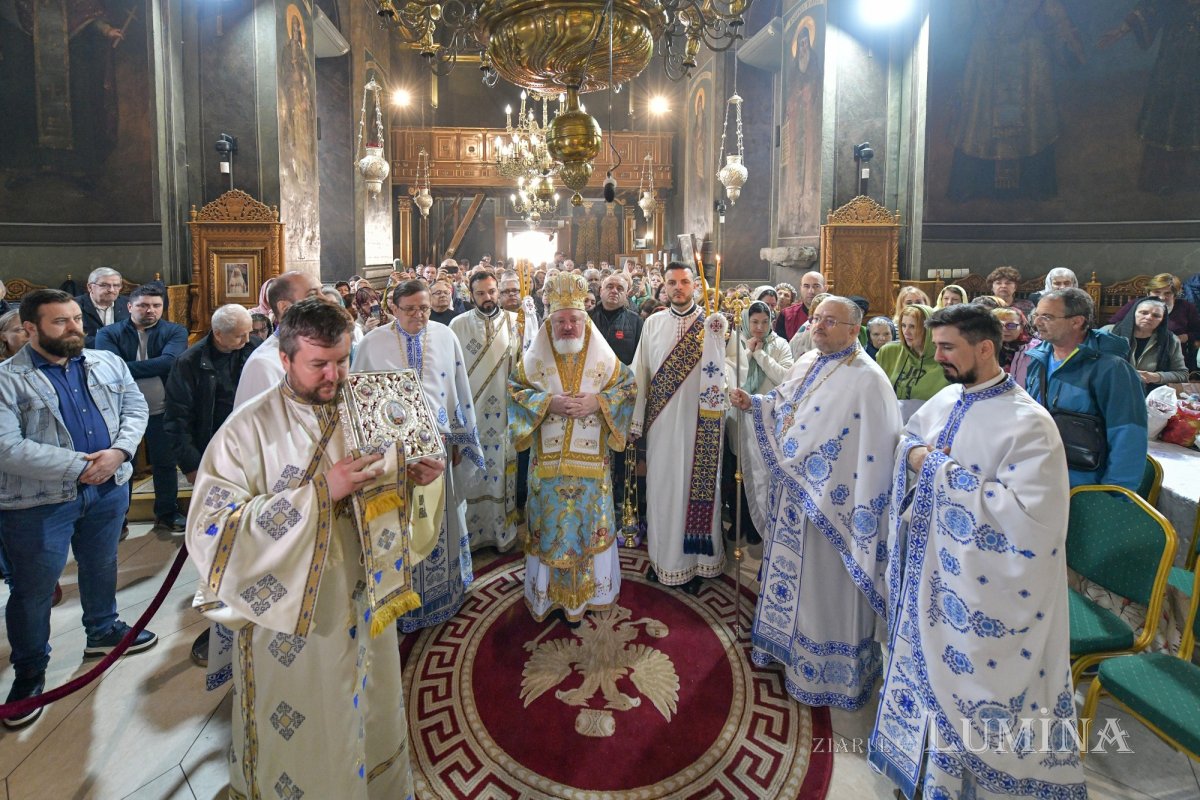 Momente de bucurie la hramul istoric al Bisericii Domnești din București 326840