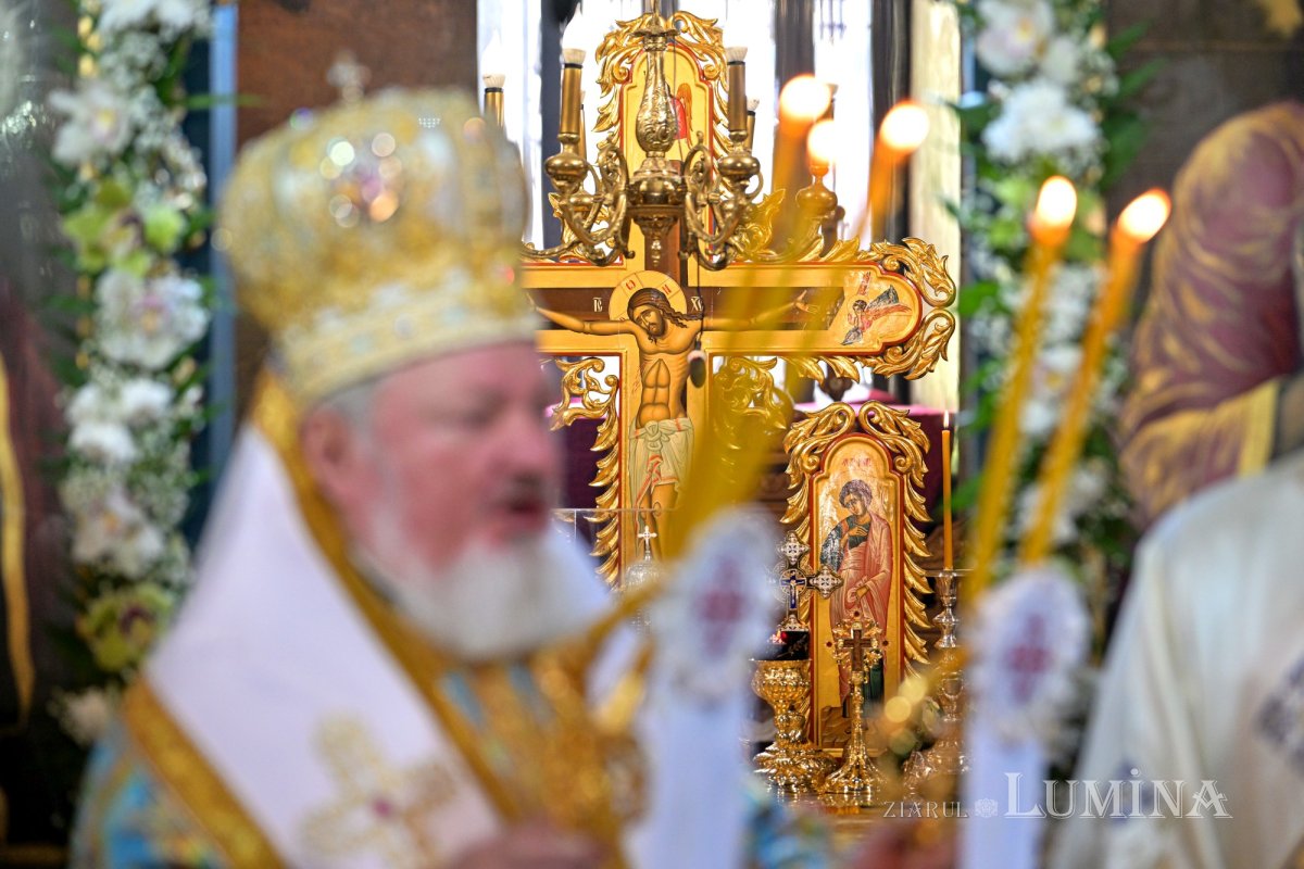 Momente de bucurie la hramul istoric al Bisericii Domnești din București 326845