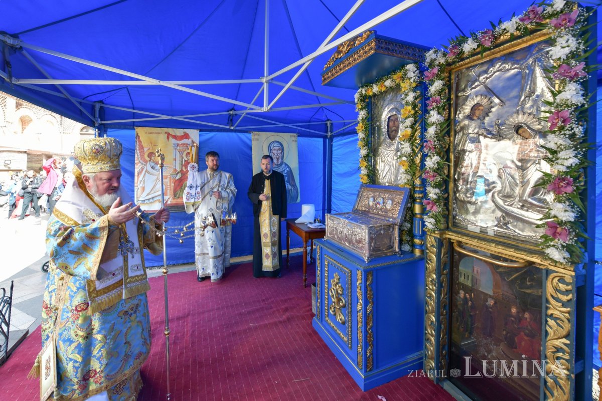 Momente de bucurie la hramul istoric al Bisericii Domnești din București 326856