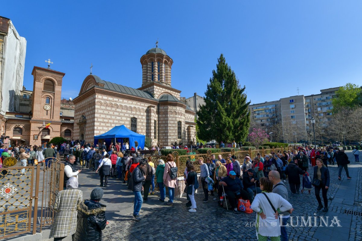 Momente de bucurie la hramul istoric al Bisericii Domnești din București 326857