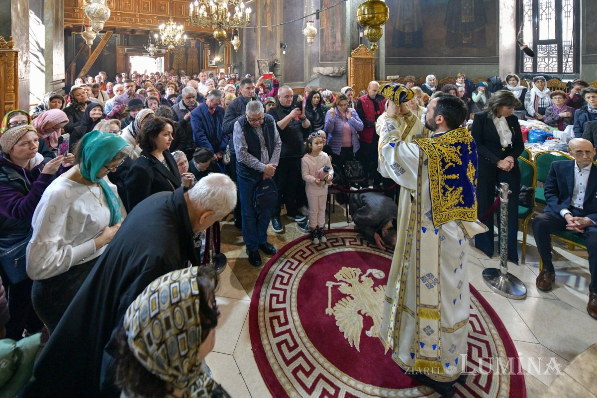 Momente de bucurie la hramul istoric al Bisericii Domnești din București 326859