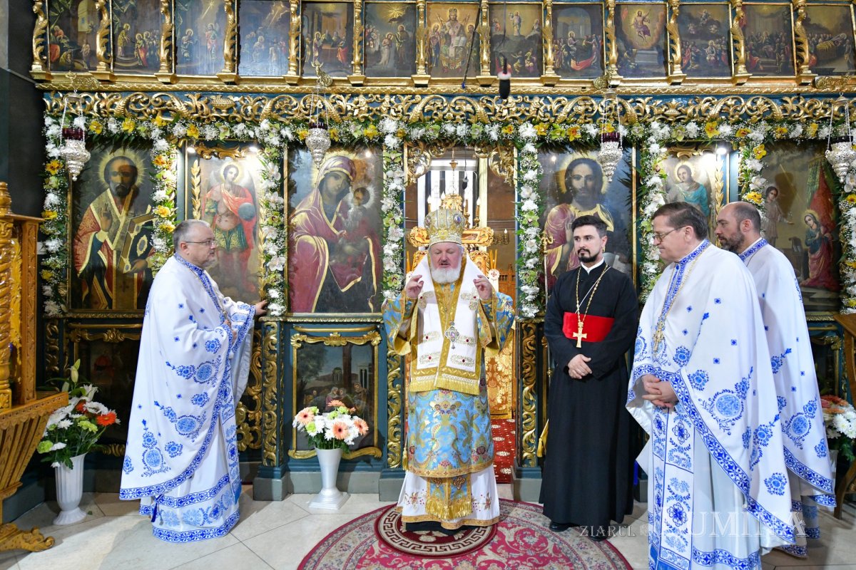 Momente de bucurie la hramul istoric al Bisericii Domnești din București 326862