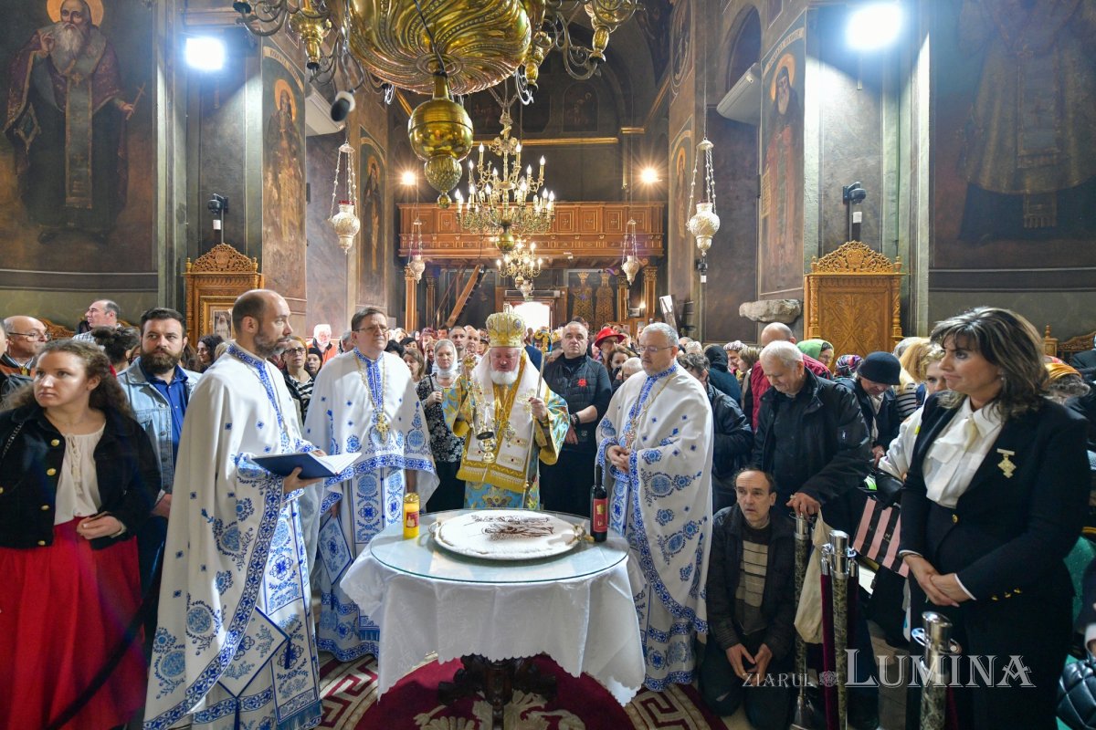 Momente de bucurie la hramul istoric al Bisericii Domnești din București 326863