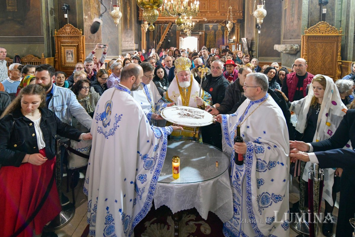 Momente de bucurie la hramul istoric al Bisericii Domnești din București 326864