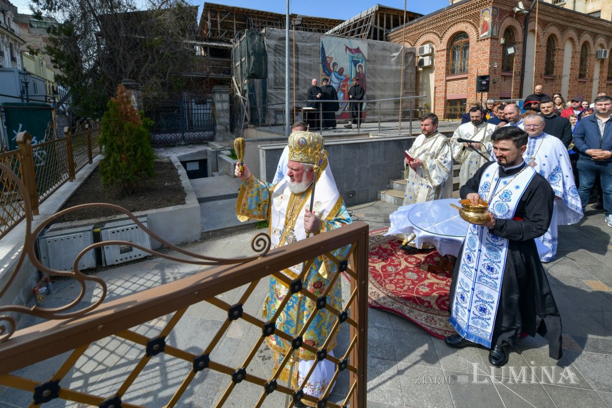 Momente de bucurie la hramul istoric al Bisericii Domnești din București 326868