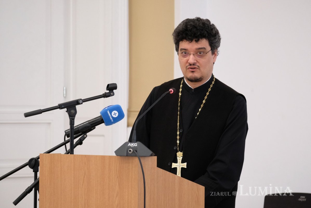 Conferința națională „Filosofie și Filocalie” la București 327052