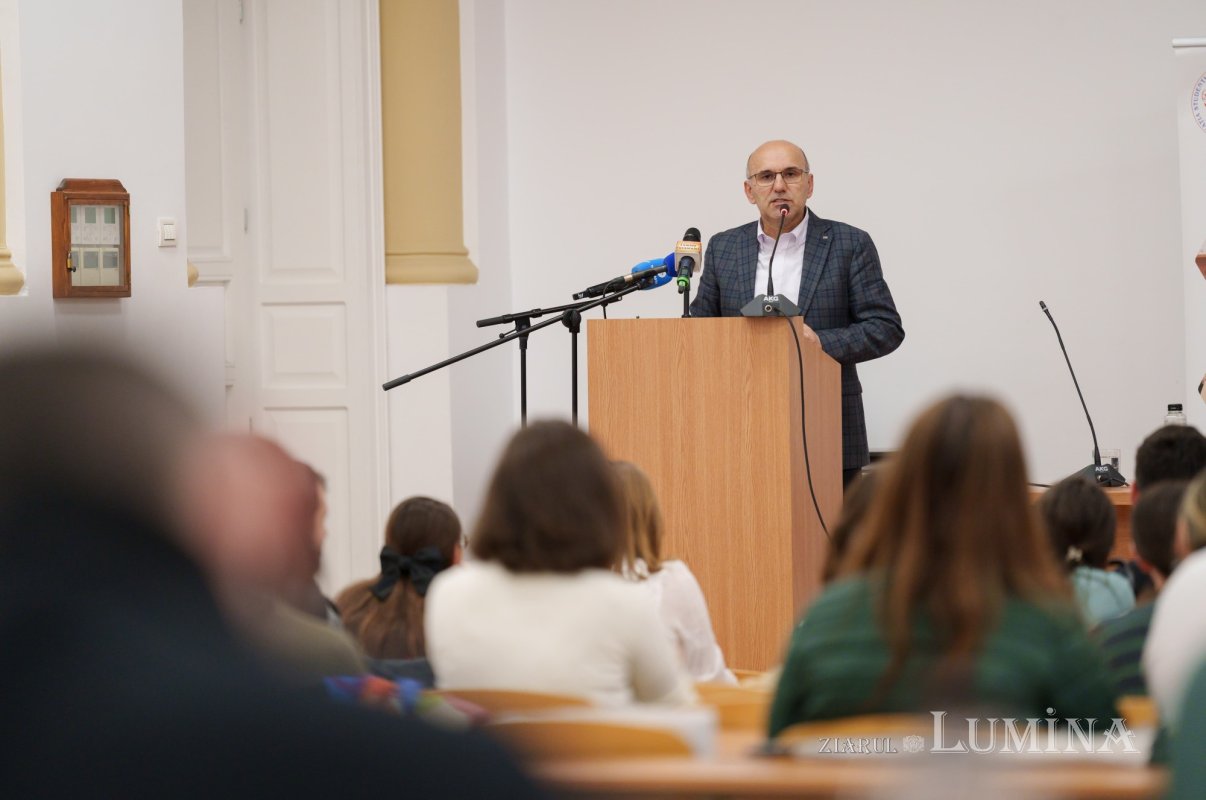 Conferință ASCOR dedicată tinerilor în București 327160