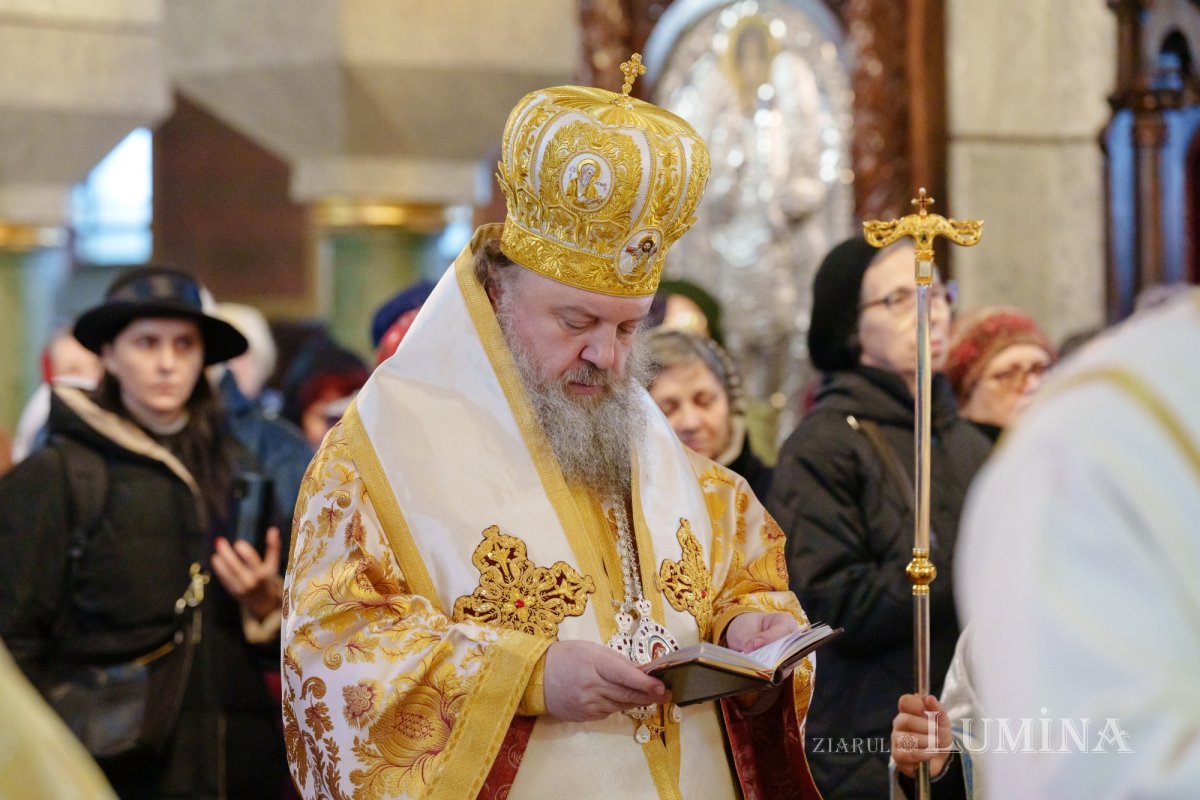 Hirotonie întru preot la Parohia „Sfântul Dumitru”-Colentina 327310