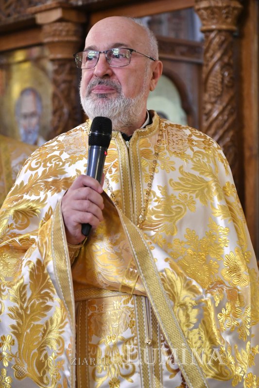 Moaștele Sfintei Cuvioase Olimpiada la o parohie din Capitală 327273