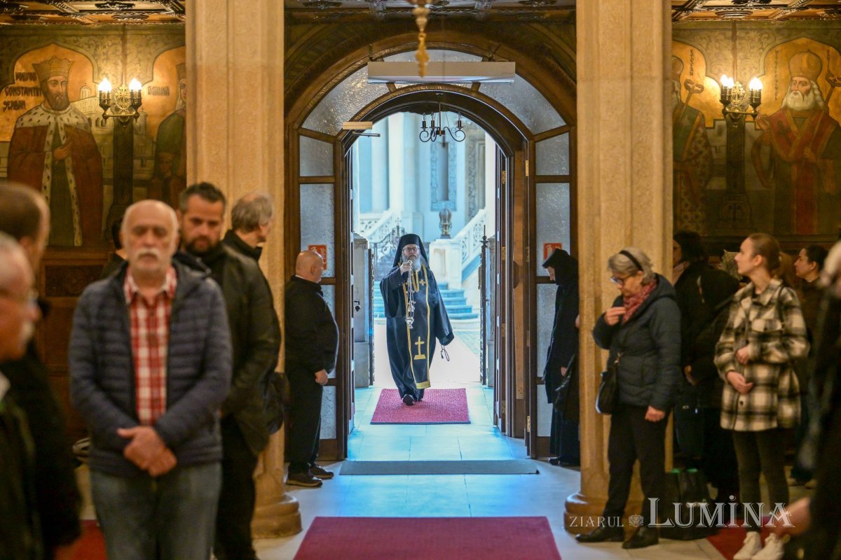 Denia Canonului Mare la Catedrala Patriarhală din București 327553