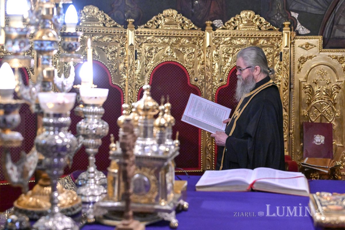 Denia Canonului Mare la Catedrala Patriarhală din București 327567