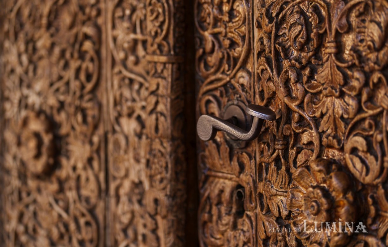 Plinătatea Dumnezeirii 327739