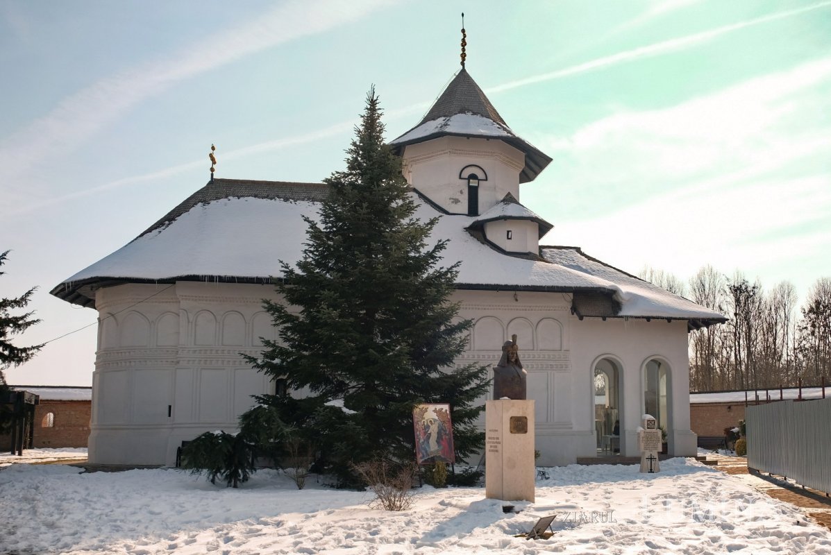 Mănăstirea unde Învierea se pregătește, nu doar se așteaptă 327171