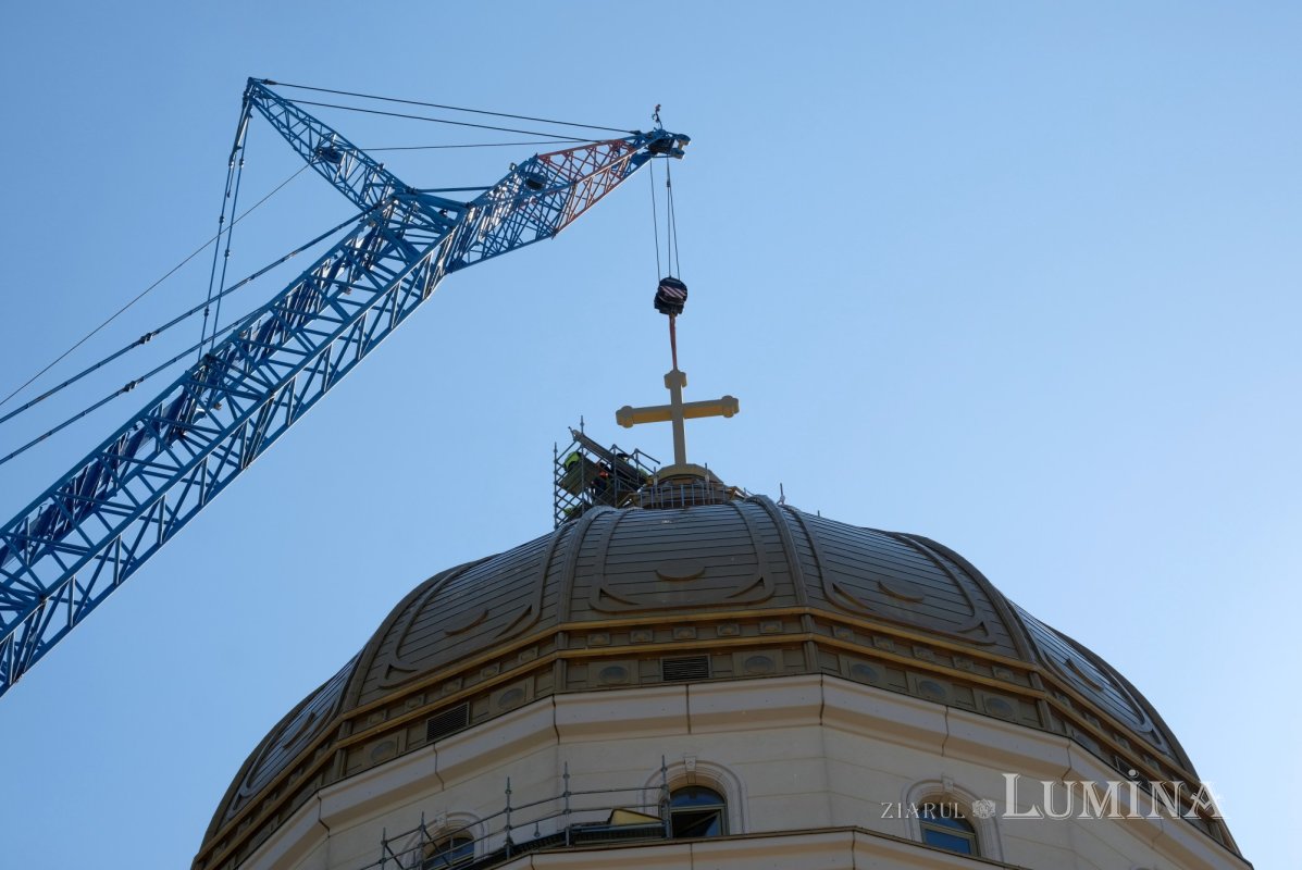 Moment istoric pe șantierul Catedralei Naţionale 327915