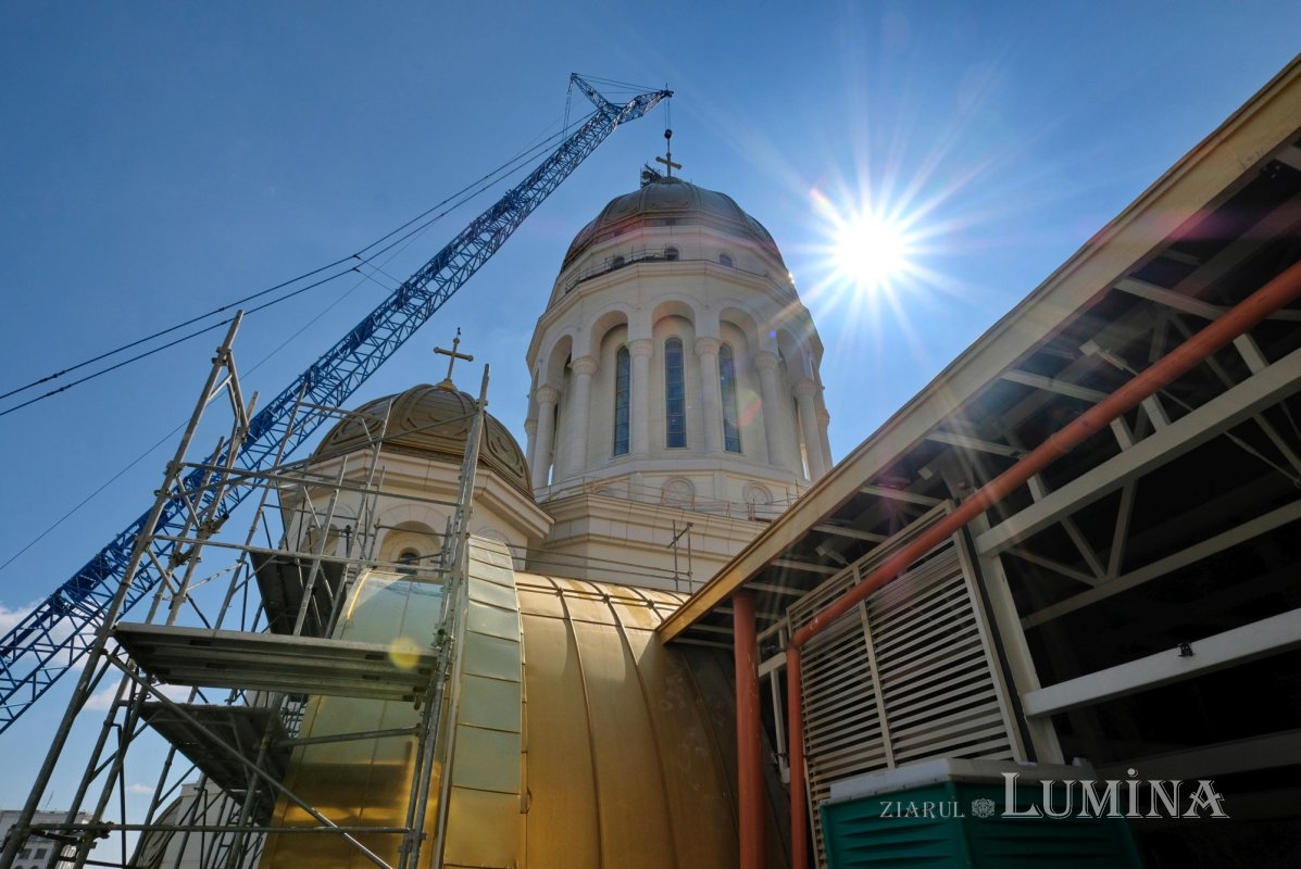 Moment istoric pe șantierul Catedralei Naţionale 327916