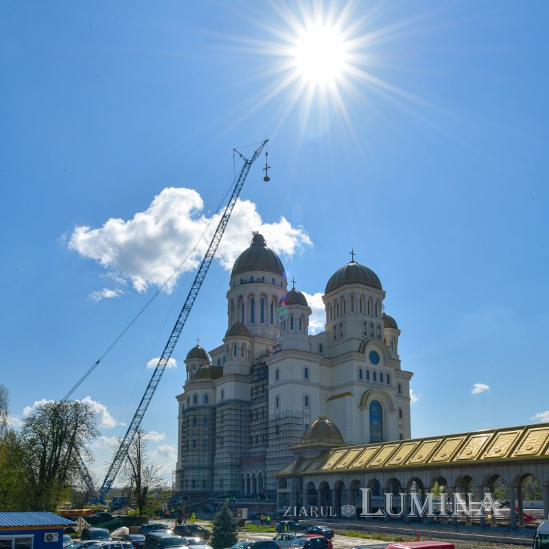 Moment istoric pe șantierul Catedralei Naţionale 327944