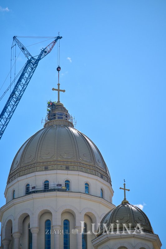 Moment istoric pe șantierul Catedralei Naţionale 327953