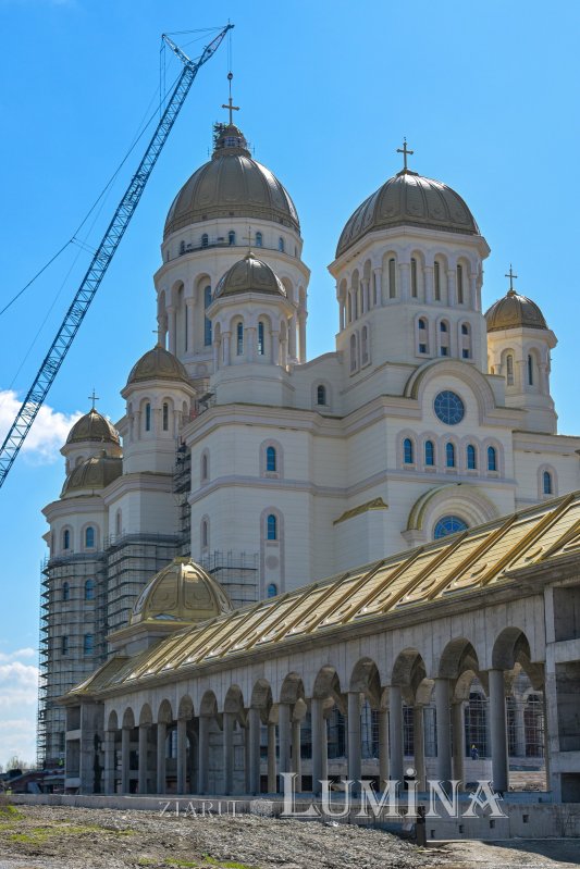 Moment istoric pe șantierul Catedralei Naţionale 327956