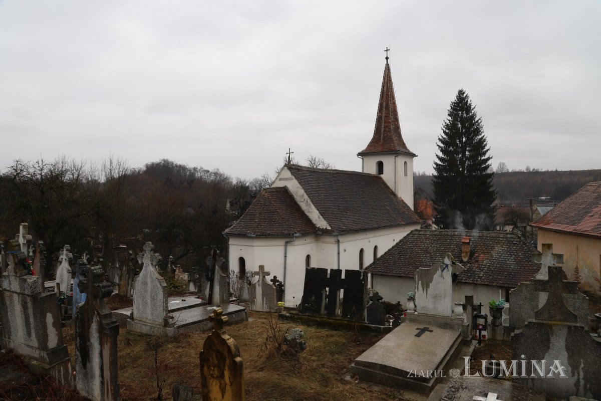 Biserica din Sărata, o comoară a Țării Oltului 328039