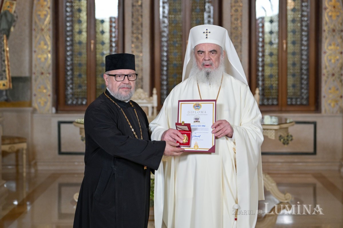 Daruri din partea Întâistătătorului Bisericii noastre pentru paraclisele patriarhale 328527