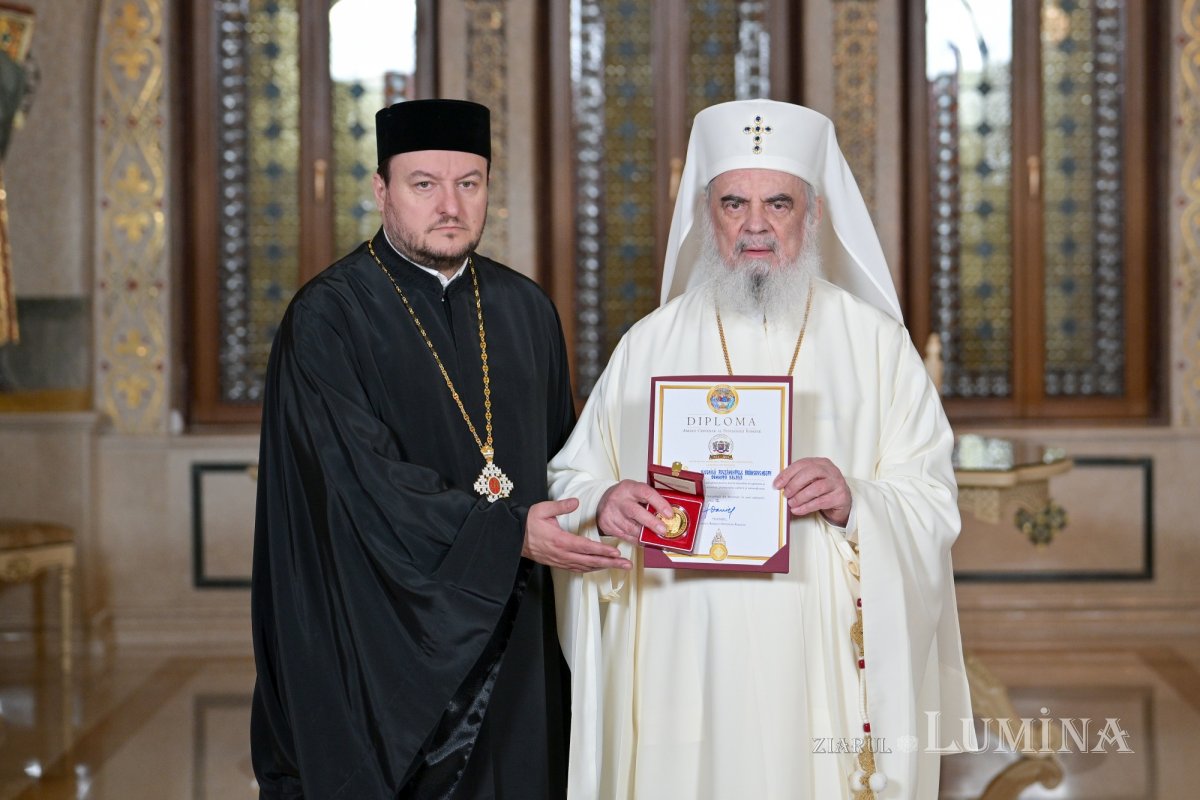 Daruri din partea Întâistătătorului Bisericii noastre pentru paraclisele patriarhale 328528