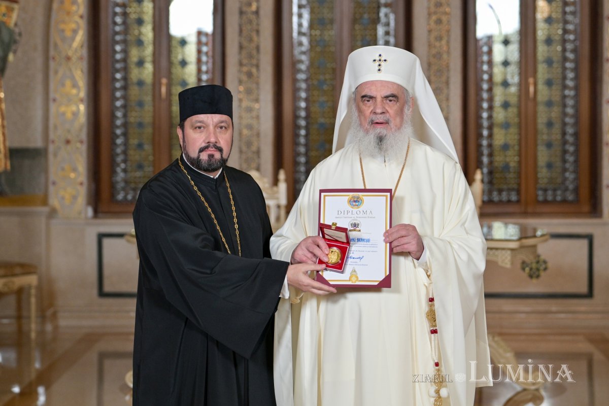 Daruri din partea Întâistătătorului Bisericii noastre pentru paraclisele patriarhale 328532