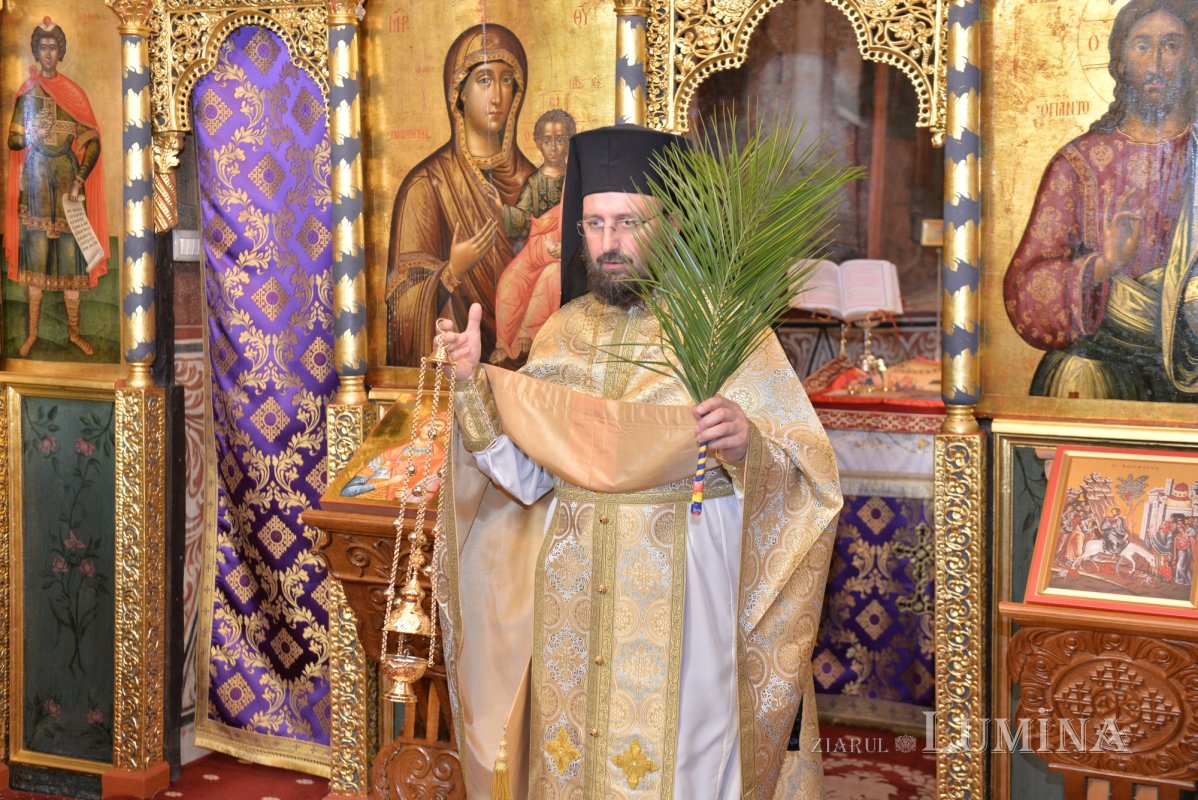 Duminica Floriilor la Paraclisul istoric al Reședinței Patriarhale 328565
