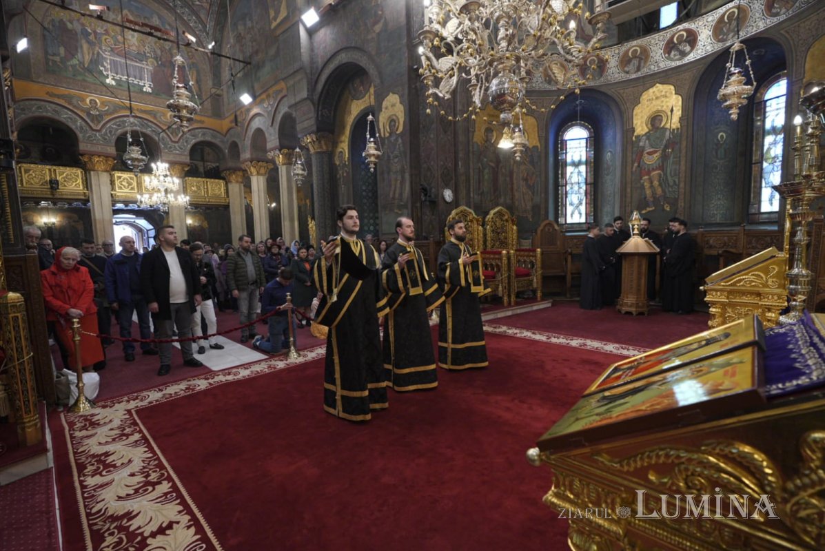 Prima Denie din Săptămâna Mare la Catedrala Patriarhală din București  328602
