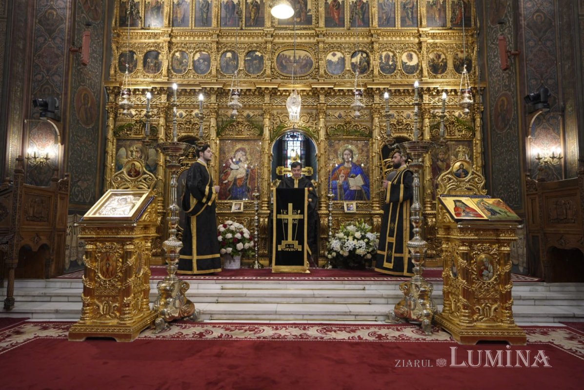 Prima Denie din Săptămâna Mare la Catedrala Patriarhală din București  328604