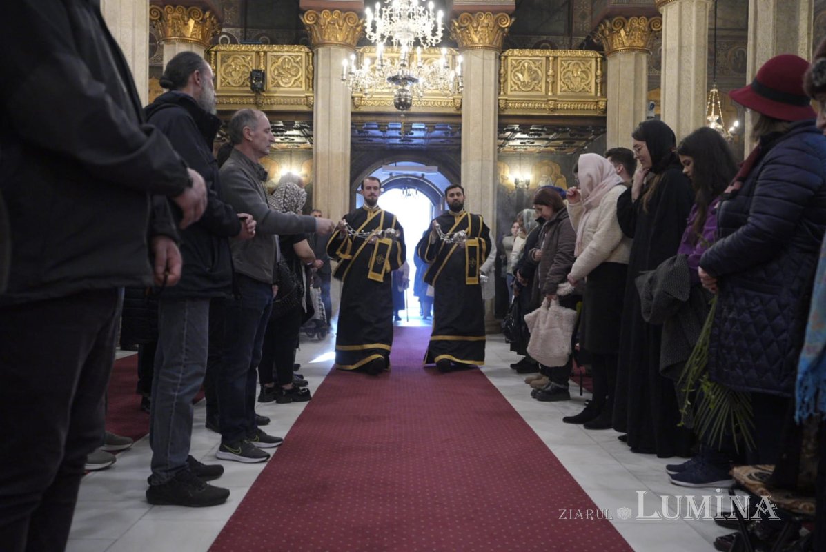 Prima Denie din Săptămâna Mare la Catedrala Patriarhală din București  328608