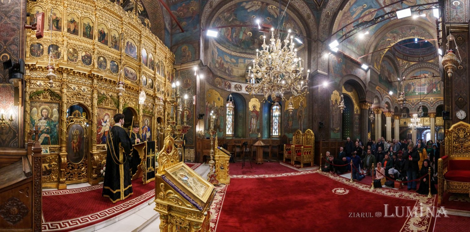 Prima Denie din Săptămâna Mare la Catedrala Patriarhală din București  328610