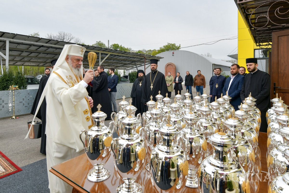 A început pregătirea Sfântului și Marelui Mir în Capitală 328662