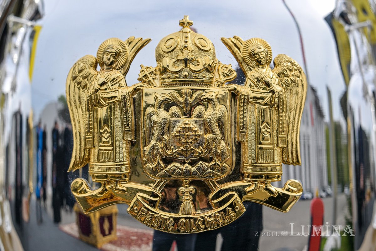 A început pregătirea Sfântului și Marelui Mir în Capitală 328664