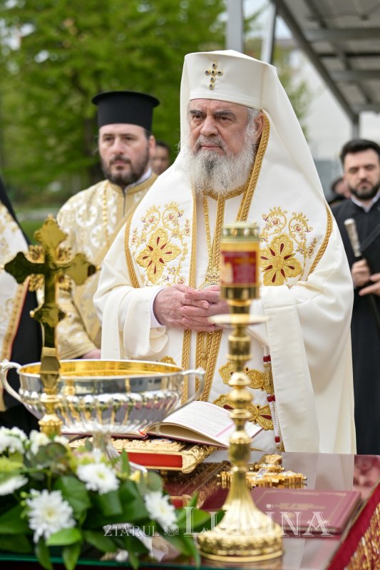 A început pregătirea Sfântului și Marelui Mir în Capitală 328671