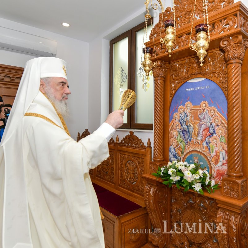 A început pregătirea Sfântului și Marelui Mir în Capitală 328673