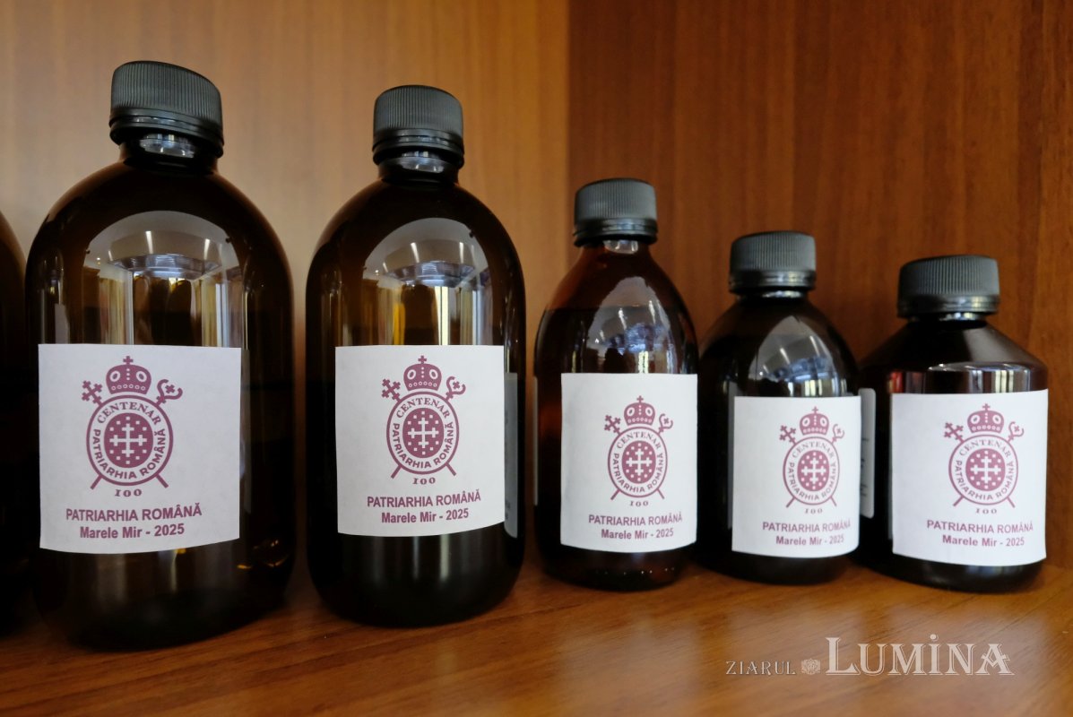 Începe pregătirea Sfântului și Marelui Mir 328383