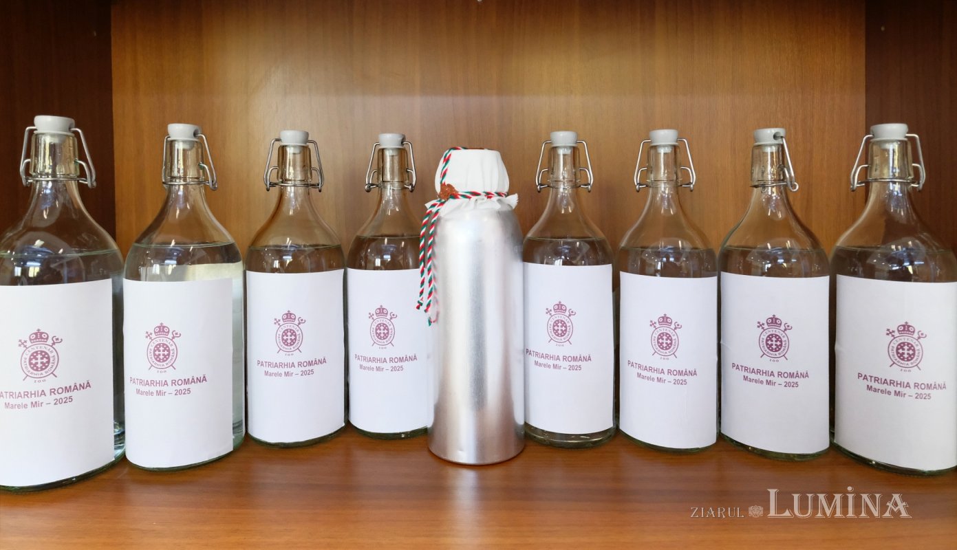 Începe pregătirea Sfântului și Marelui Mir 328384