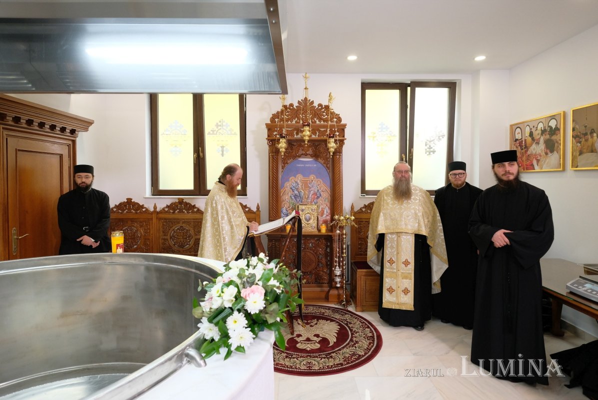 A doua zi a pregătirii Marelui Mir în Anul Centenar 328801