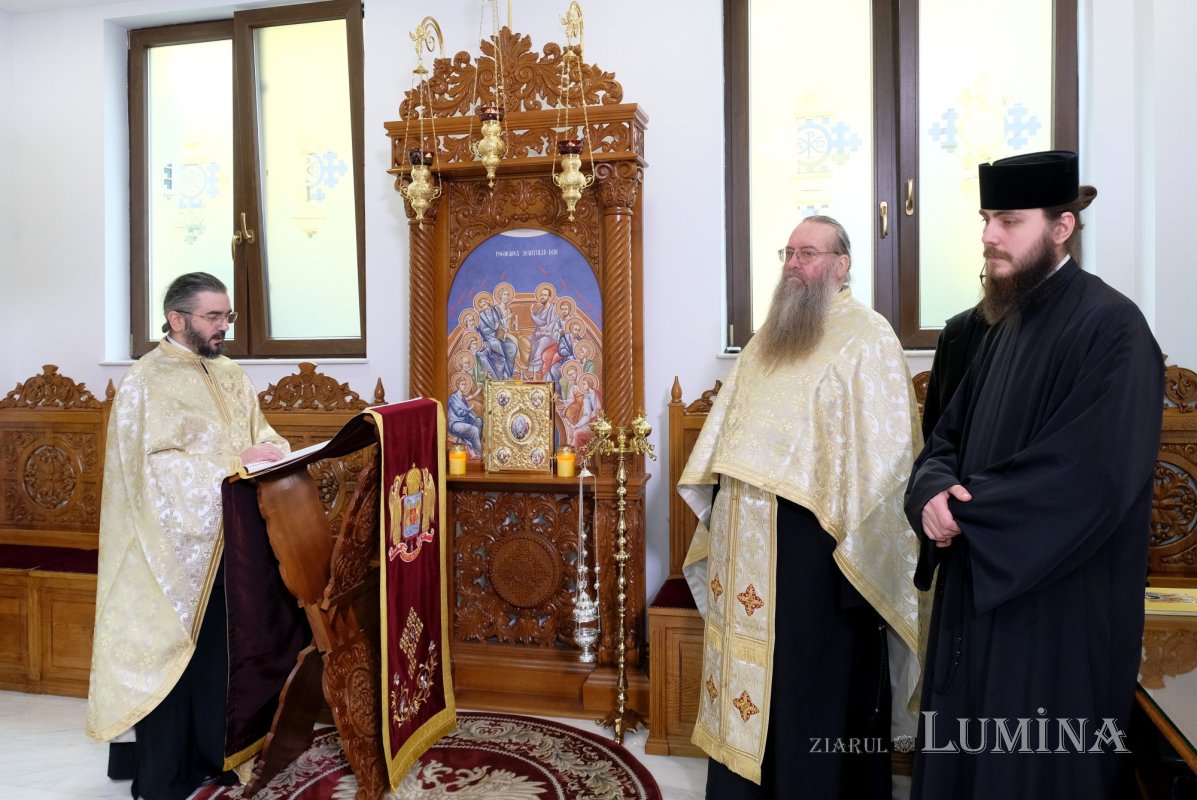 A doua zi a pregătirii Marelui Mir în Anul Centenar 328804